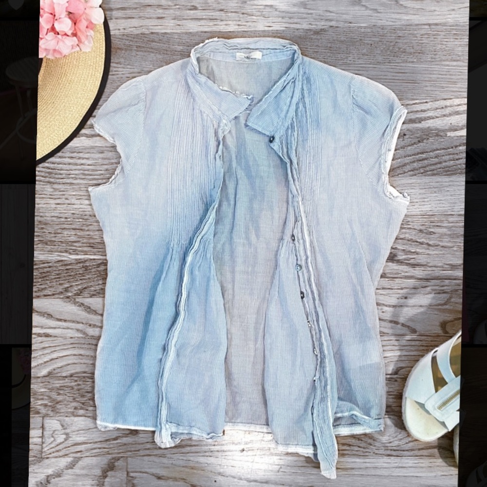 Sleeveless Distressed Summer Button Down